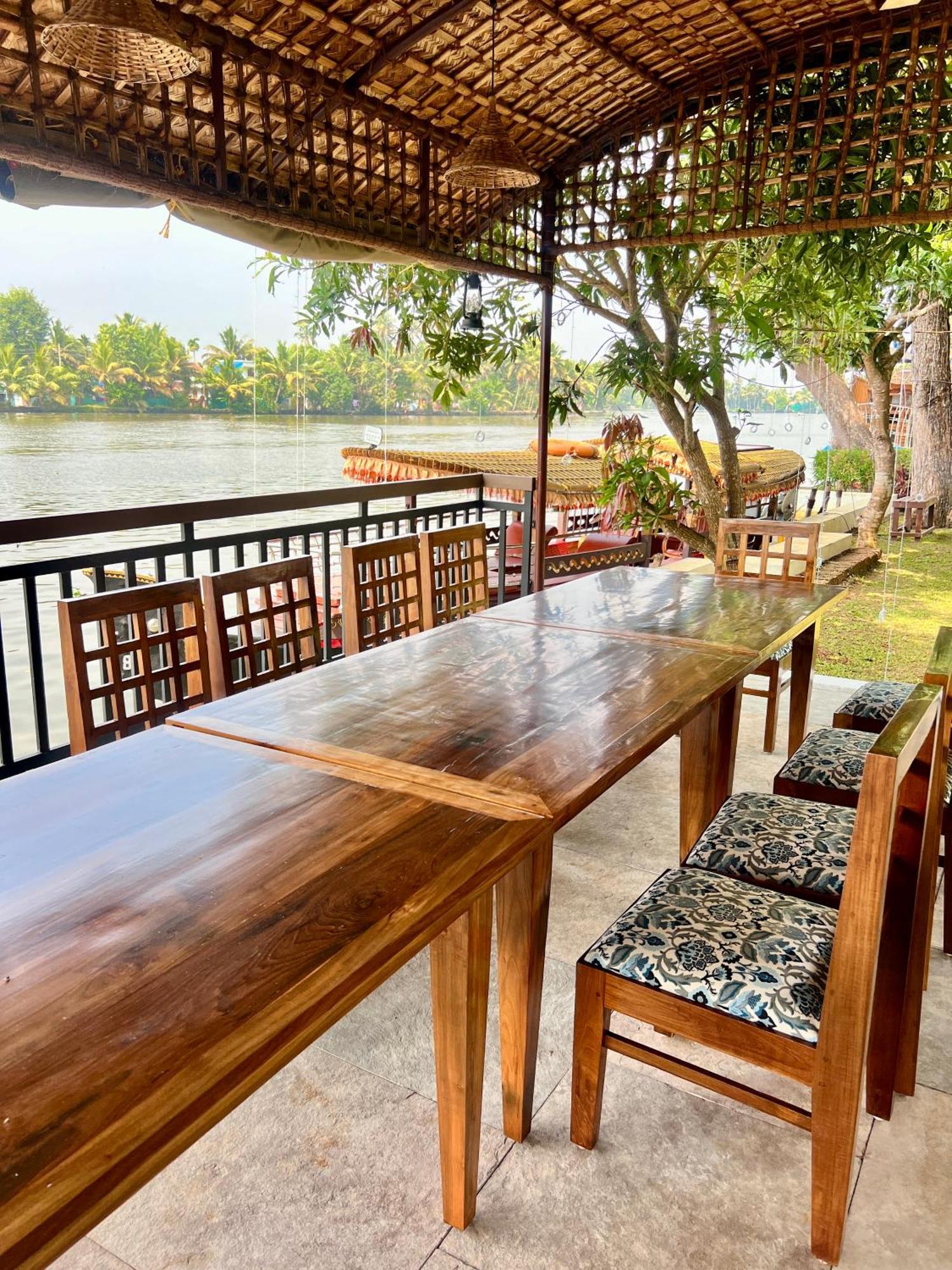 The Pamba Heritage Villa Champakulam Екстериор снимка